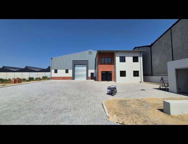 754M² WAREHOUSE TO LET IN RIVERGATE